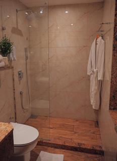 The Novello Mussoorie - 5 min to mall road - 7