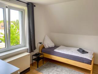 Monteurwohnungen Wiednitz, Einzelbetten, Küche, Parkplatz - Wiednitz - 6