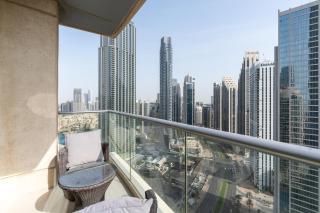 Vacay Lettings - Lofts Apartments - Dubai - 2