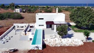 Aeneas Villa Pool & Jacuzzi al mare Torre Guaceto - 6