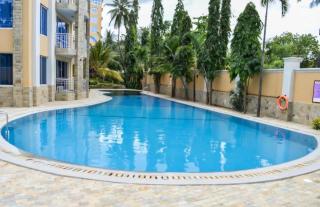 SMZ BEACHFRONT Apartment - Mombasa - 5