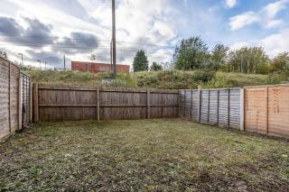 Spacious 3-Story - Driveway Parking - Heaton Park - Manchester - 4