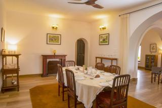 Sinna Dorai's Rotti Kadai Bungalow - Vālpārai - 3