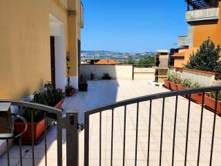 Appartamentino con Vista sui Sibillini e Borgo - Castorano - 6