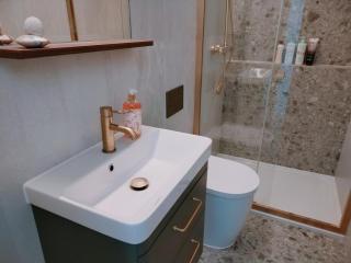 New refurbished one bed flat in the West London - 2