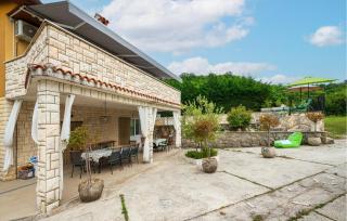 Stunning Home In Labin With Jacuzzi - Labin - 4