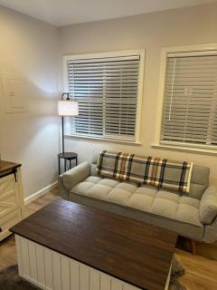 Private Cozy Retreat near Downtown Salinas! - 5