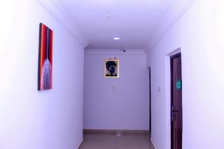 Yais Hotel - Lagos - 7