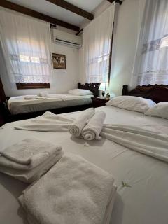 Pjetri House - 6