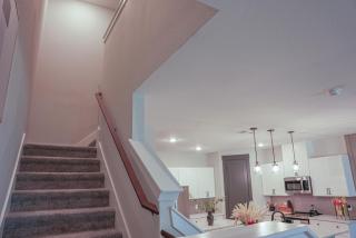 Loop, New Luxurious Large 3BR House, Sleeps 9 with Free Parking - Princeton - 3