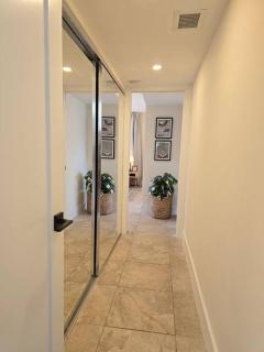 Palma Haus - Modern Villa with Pool Near the Beach - Hollywood Beach - 1