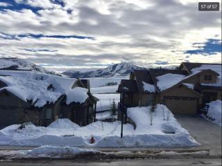 Spacious Jordanelle Retreat, Minutes to Deer Valley and Park City, Private Hot Tub, Mountain View - Heber City - 4