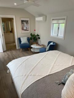 Bryon's secret hideout studio - 7