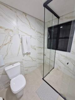 Flat Reformado à 350m da praia, com piscina - 4