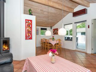 8 person holiday home in Ringkøbing - Nørby - 2