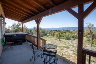 Country Hot Tub Hideaway with Amazing Views - - 4