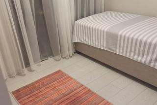 Çeşme Dalyan'da, Triplex Müstakil, Havuzlu Villa - Sakızlı Sitesi - 3