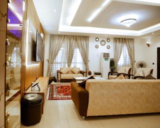 Elite Luxury 3-bedroom Apartment in Abuja - Abuja - 6