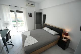 Couples Cozy Seaside Studio - Loutraki - 5