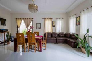 Four Bedroom Staycation House in Tagaytay - 3