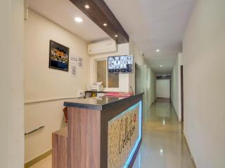 Super Collection O PNR COMFORT KHAIRATABAD - Hyderabad - 0