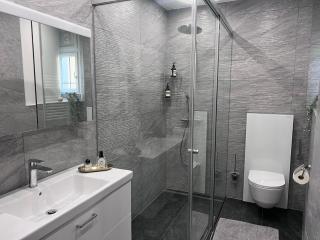 Montreux Luxury Suite - 5