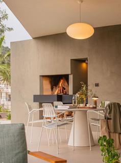 Seaview and Pool House Manu - Vis - 4