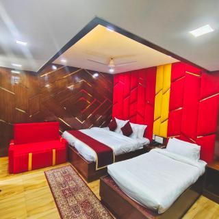 Rich Grand Hotel Near To Tajmahal - 1