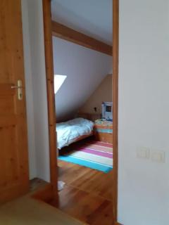 Maison verte à la montagne - 7