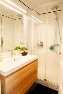 Studio Eiffel Tower Necker - París - 6