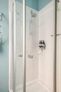 Nap Club - stylish & quiet base in vibrant Kiez - Berlin - 4