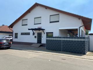 Casa Rosa Ferienwohnung in Altrip - Altrip - 0