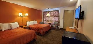 Pinebrook - Three Bedroom House - Lake George - 8