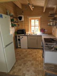 Spruce Cabin - Cabins at Aithernie, East Fife - Leven-Fife - 3