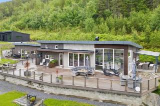 Luxuriøs sjøhytte med panoramautsikt - - 0