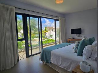 Luxury 3 Bedroom Apartment Sea View Azuri Estate - Roches Noires - 1