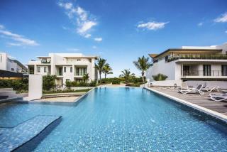 Luxury 3 Bedroom Apartment Sea View Azuri Estate - Roches Noires - 0