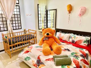 Teddy House with Kids Corner at Bukit Indah Near Legoland and EcoBotanic - Johor Bahru - 7