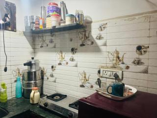 Milano Cabin Stay & Dormitory - Bombay - 5