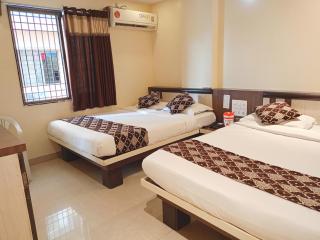 Hotel Sai Balaji - Shirdi - 7