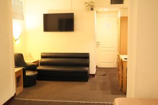 金馬大飯店 Riverside Hotel - Kaohsiung - 8