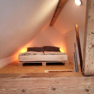 Modernes 1-Zimmer-Apartment mit Galerie-Schlafkoje im skandinavischen Stil - Ostenfeld - 8