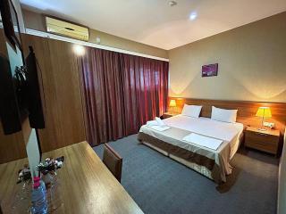 The Family Hotel - Free Massage - Bakoe - 5