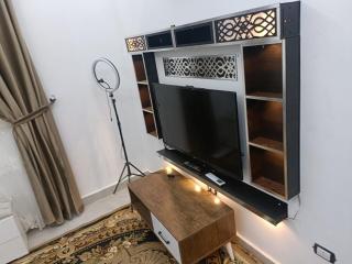 شقة فندقية راقية جدا بكمبوند جاردينيا ستي - Cairo - 5