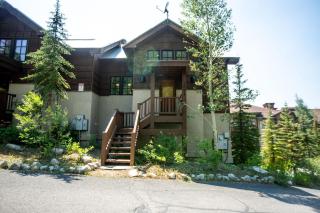 First Tracks Townhome - 1