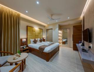 Hotel Woodland - Kolhapur - 8