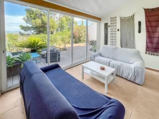 Villa moderne vue mer et collines aux Portes des Calanques - 5