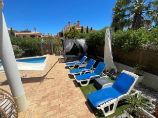 Spacious 3 bedroom villa with pool - Luz - 9