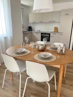 Neue Unterkunft mit Terrasse und TG-Stellplatz - Sindelfingen - 9