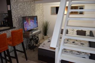 CastleHill Apartman the perfect blend of urban living and sightseeing convenience - Budapest - 4